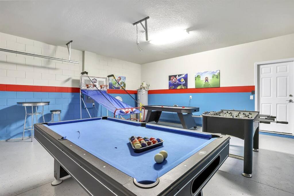 Villa 2440 One Of A Kind 5b Villa-pool&game *