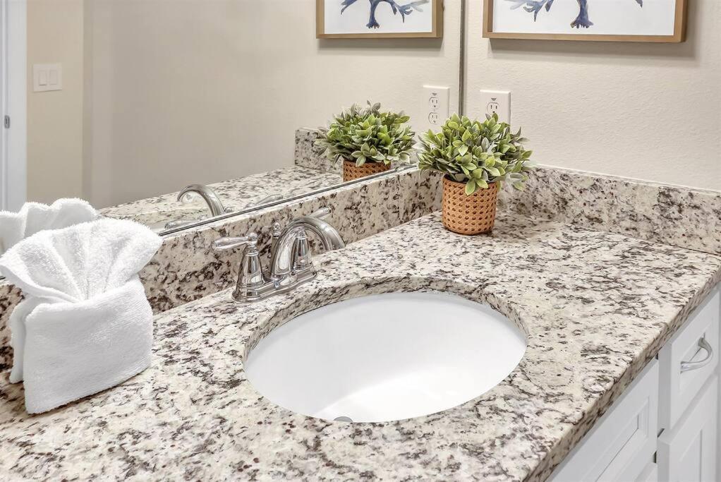 2440 One Of A Kind 5b Villa-pool&game Kissimmee